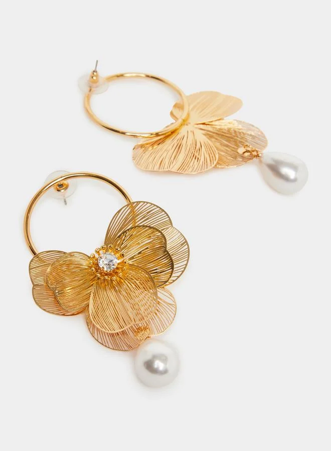 Styli Flower Trim Earrings